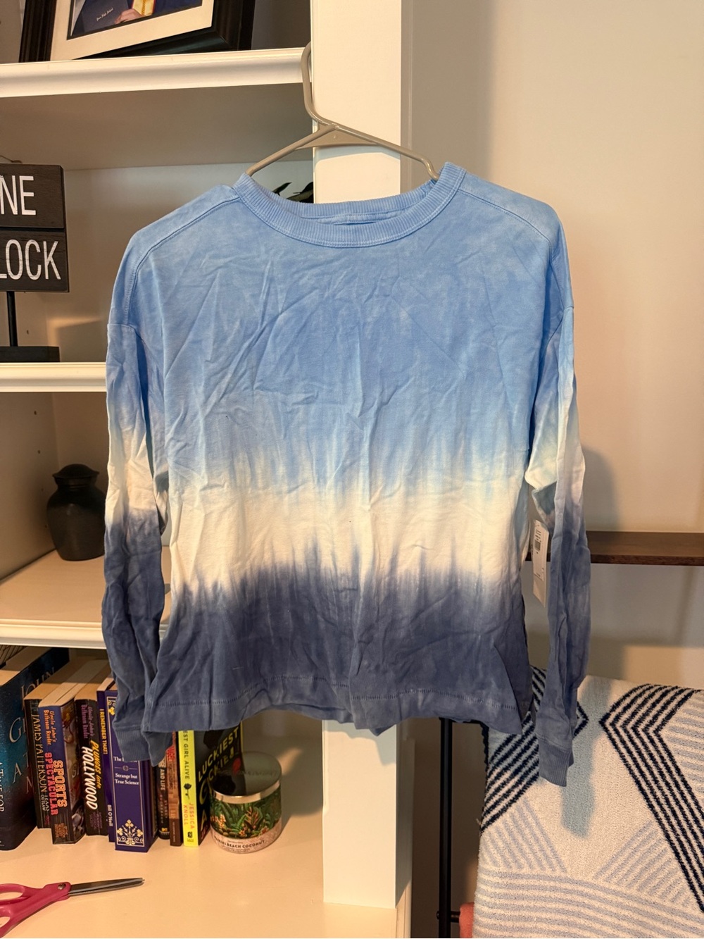 Old Navy Women's Long-Sleeve Ombre Tee - Light Blue, White & Navy